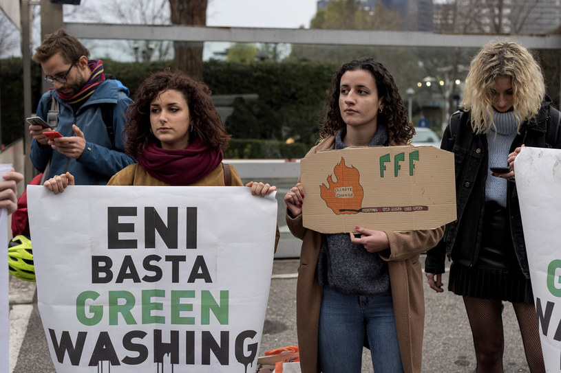 Demonstracja przeciwko uprawianiu praktyki greenwashingu /Stefano Montesi/Corbis /Getty Images