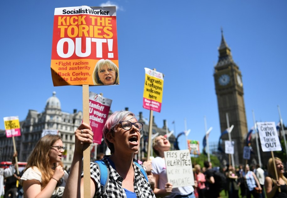 Demonstracja przeciwników Theresy May /ANDY RAIN /PAP/EPA