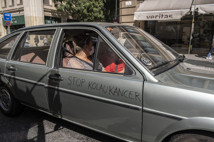 Demonstracja przeciwników wyrzucania samochodów z miast /Getty Images