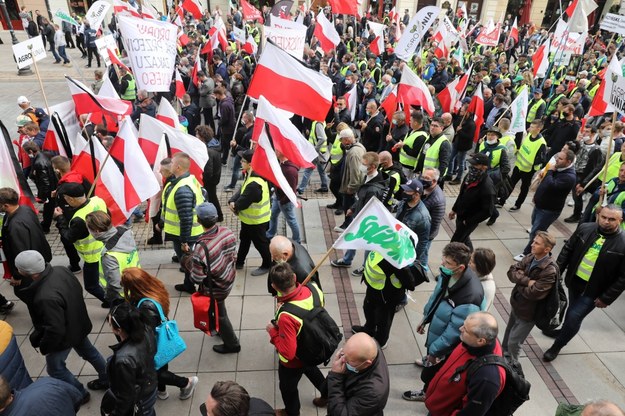 Demonstracja przedstawicieli branży rolniczej w Warszawie, 30 września / 	Tomasz Gzell    /PAP