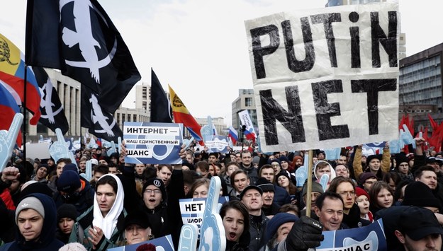 Demonstracja w Moskwie /MAXIM SHIPENKOV    /PAP/EPA