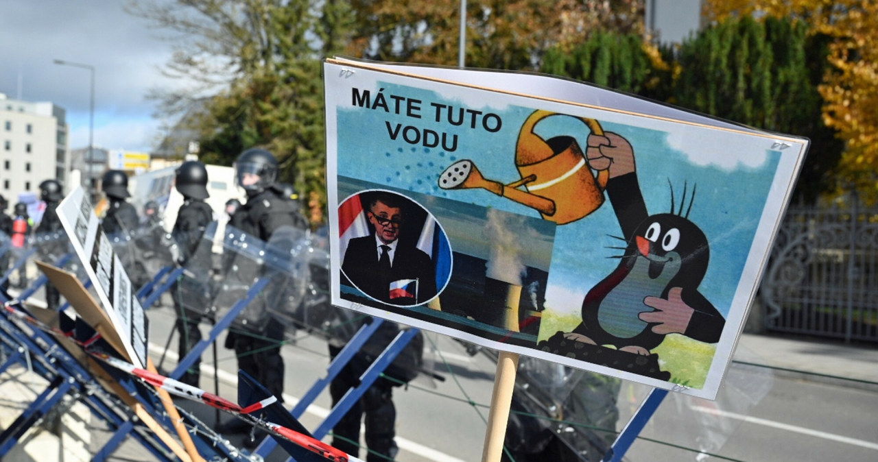 Demonstracja w obronie Kopalni Turów w Luksemburgu. Fot. Marcin Zegliński /East News