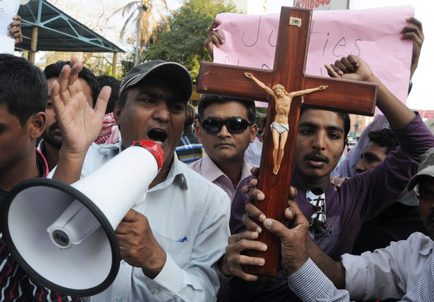 Demonstracje pakistańskich chrześcijan po zamachach w kościołach /SHAHZAIB AKBER  /PAP/EPA