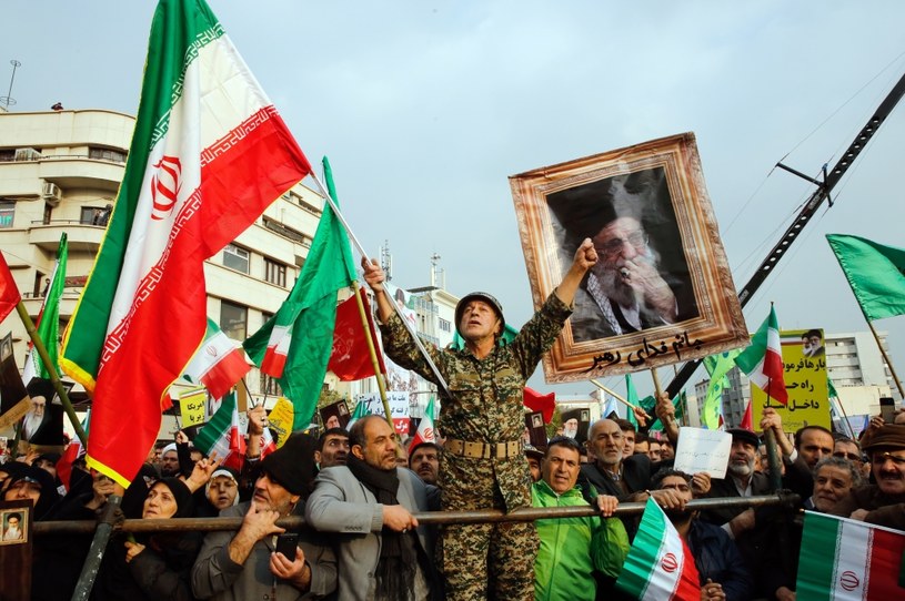 Demonstracje w Iranie /EPA/ABEDIN TAHERKENAREH /PAP