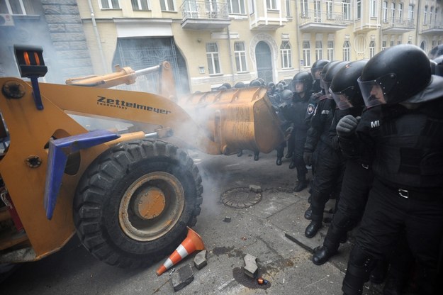 Demonstracje w Kijowie i innych ukraińskich miastach trwają od 21 listopada /ALEXEY FURMAN /PAP/EPA