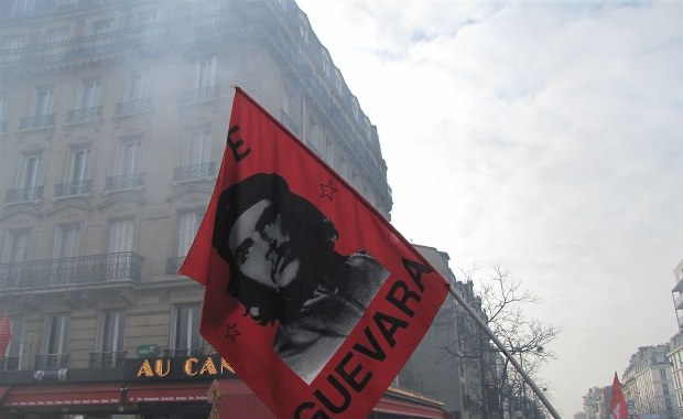 Demonstracje we Francji przeciwko zaciskaniu pasa