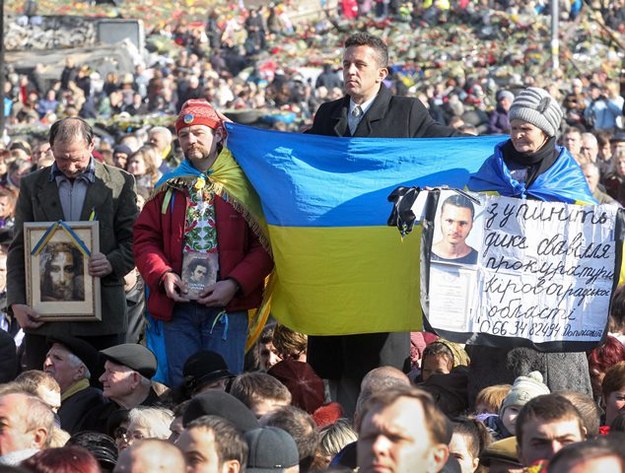 Demonstranci w Kijowie /SERGEY DOLZHENKO /PAP/EPA