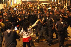 Demonstranci wdarli się do ratusza w Rio de Janeiro