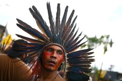 Demonstranci wdarli się na konferencję klimatyczną w Brazylii. Galeria