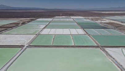 Demonstranci zablokowali drogi do największych złóż litu na świecie 