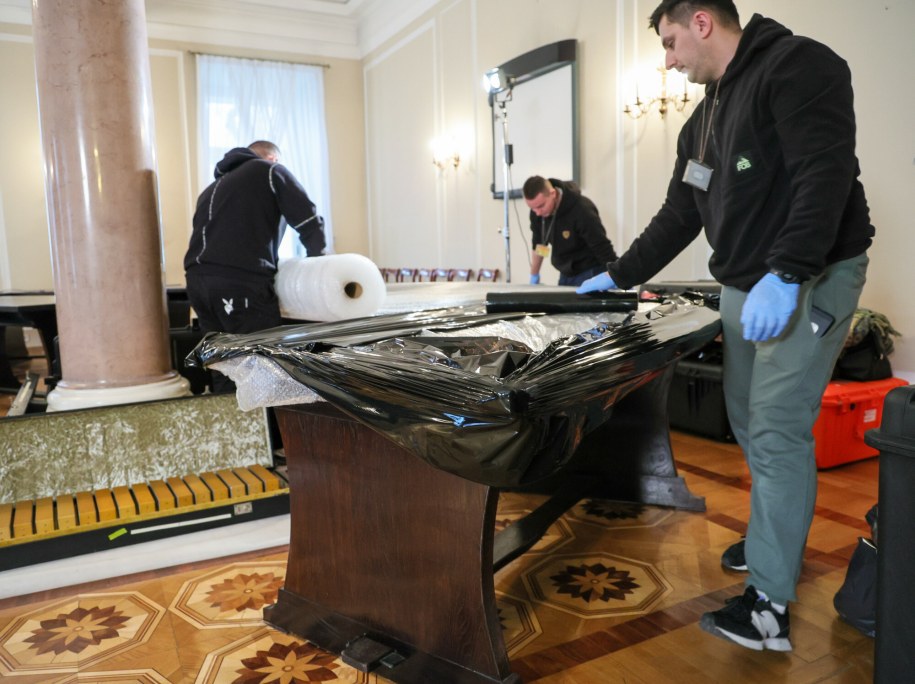 Demontaż Okrągłego Stołu w Pałacu Prezydenckim /Anita Walczewska /East News