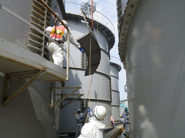 Japonia Reaktory w Fukushimie do rozbiórki RMF 24