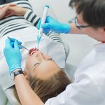 Dentysta blokuje ból mikrooscylacją. To pierwszy taki przypadek w Polsce