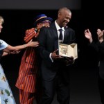 Denzel Washington zaskoczony prestiżową nagrodą. Nie ukrywał emocji
