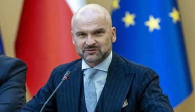 Deregulacja Brzoski w mObywatelu. Pojawił się temat broni