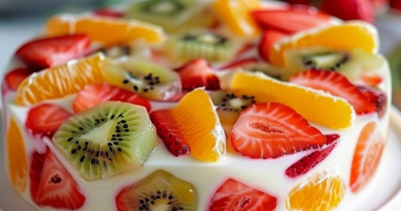 Deser, których zachwyca nie tylko smakiem, ale i wyglądem. Goście zawsze pytają, w której cukierni go kupiłam /Pixel