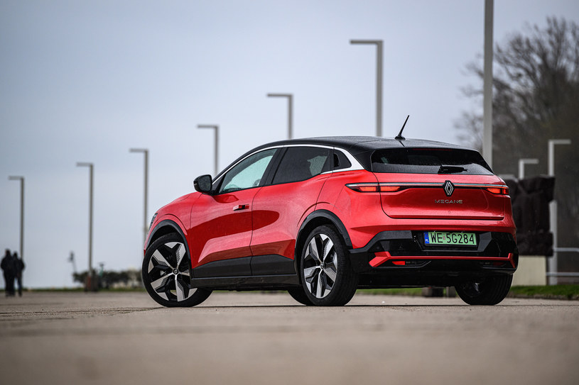 Design nowego Renault Megan pozytywnie zaskakuje /Dominik Kalamus /materiały prasowe