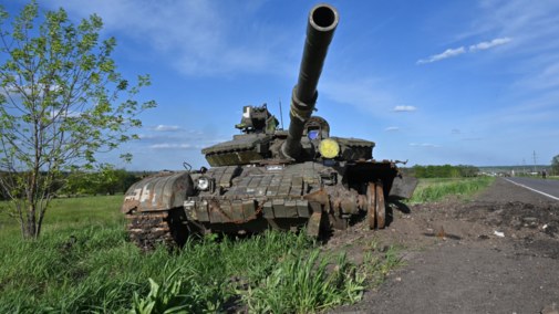 Desperacja na froncie. Ukraińcy rozbierają czołgi w poszukiwaniu pancerza