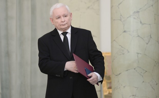 "Desperacki ruch". Opozycja komentuje powrót Kaczyńskiego do rządu
