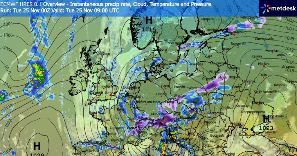 Deszcz i śnieg spadną w wielu regionach kraju. Na południowym wschodzie zagrożenie mogą powodować roztopy /WXCharts /