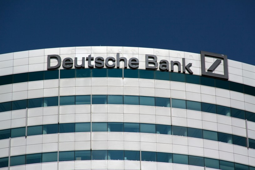 ​Deutsche Bank planuje zwolnienie 18 tys. pracowników /123RF/PICSEL