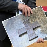 Dewastacja pomnika w Miednoje. Reakcja polskich ministerstw