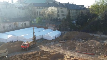 Deweloper odkrył ponad tysiąc szkieletów. Budowę sprawdzi prokuratura 