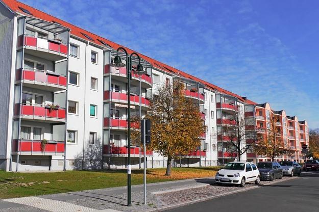 Deweloperzy budują więcej małych mieszkań, do 48 mkw., bo takie są możliwości Polaków /&copy;123RF/PICSEL