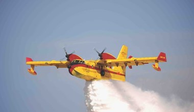 DHC-515 nabierze wodę w 12 sekund! To najlepszy samolot do gaszenia pożarów