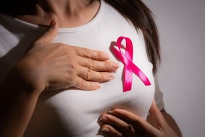 Diagnostyka raka piersi. "Kobiety jej unikają, bo nie lubią swojego ciała"