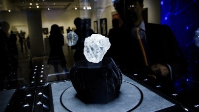 Diament wielkości piłeczki tenisowej trafi na aukcję. Może osiągnąć cenę nawet 70 mln dolarów