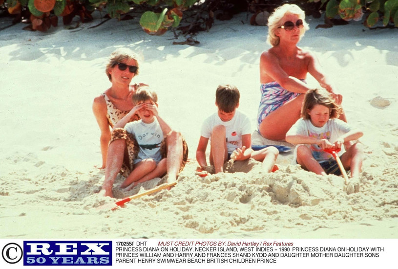 Diana z matką i dziećmi /DAVID HARTLEY / Rex Features /East News