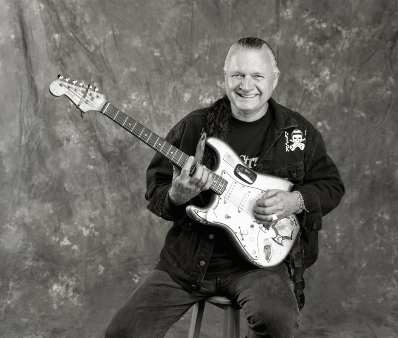 Dick Dale /Robert Knight Archive /Getty Images