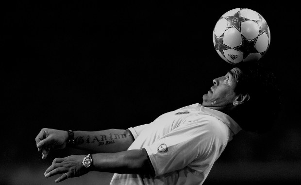 Diego Maradona nie żyje. Legendarny piłkarz miał 60 lat