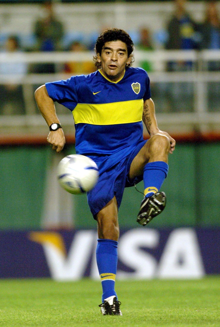 Diego Maradona w 2005 roku /CEZARO DE LUCA  /PAP/EPA