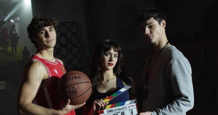 Diego Vidales, Alicia Falcó, Fernando Lindez  - gwiazdy filmu "Powiedz mi po cichu" /Prime Video /materiały prasowe