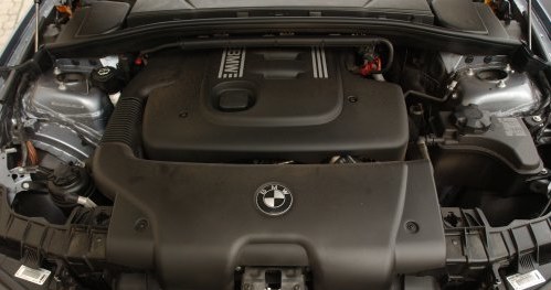 Diesel 2.0 w BMW ma problemy z łańcuchem rozrządu. Trudno je zdiagnozować. /Motor