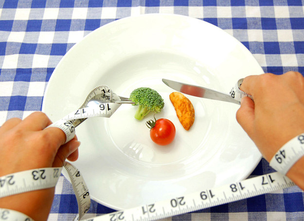Dieta może poważnie zaszkodzić naszemu zdrowiu. /123RF/PICSEL