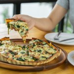 Dieta niskowęglowodanowa czy niskotłuszczowa? Nowe badanie pokazuje, co naprawdę chroni serce