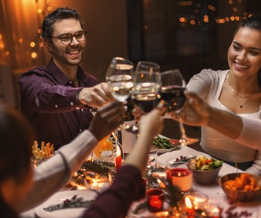 Dieta przed zakrapianą imprezą. Co jeść, by nie upić się zbyt szybko?