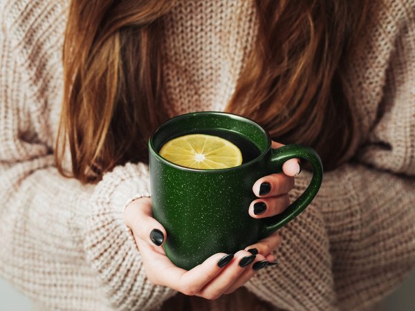 Dieta rozgrzewająca i wzmacniający prysznic - to pomoże, gdy zimno i mróz