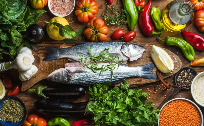 Dieta śródziemnomorska inspirowana jest potrawami powszechnie spożywanymi przez mieszkańców Hiszpanii, Włoch i Grecji /123RF/PICSEL