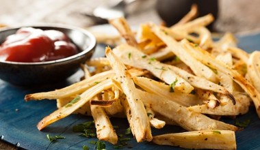 Dietetycy chwalą, szefowie kuchni uwielbiają. Oto przepis na frytki, które możesz jeść bez wyrzutów 