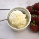 Dietetyczne lody kokosowo-jogurtowe 