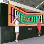 Digital signage nowej generacji – LG Flexible Open Frame OLED i Ultra Stretch LCD na ISE 2017