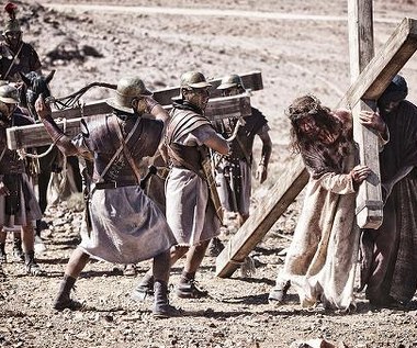 Diogo Morgado w scenie z filmu "Syn Boży"