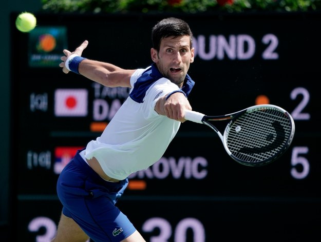 Djokovic, zdobywca 12 tytułów wielkoszlemowych w singlu, wrócił na kort po dwumiesięcznej przerwie /JOHN G. MABANGLO /PAP/EPA