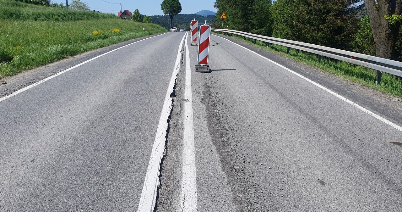 DK28 początek naprawy drogi w Kasinie Wielkiej