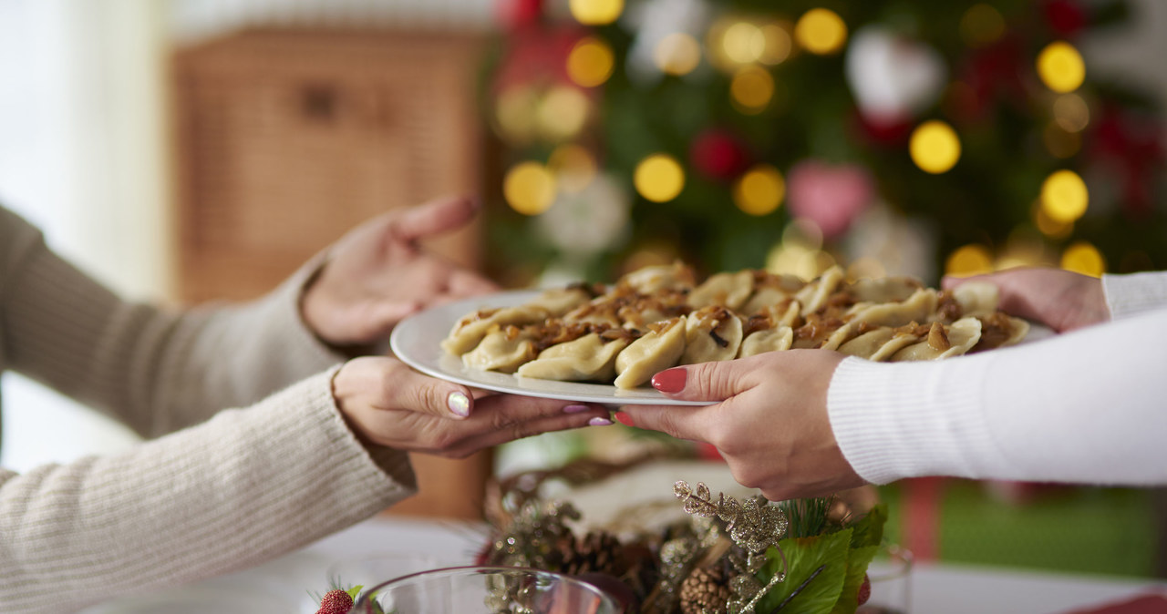 Dla 42 proc. polskich rodzin kolacja wigilijna będzie skromniejsza niż w ubiegłym roku /123RF/PICSEL