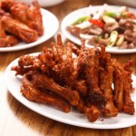 Dla jednych przysmak palce lizać, inni odwracają wzrok. Szkoda, bo to niezrównane źródło kolagenu